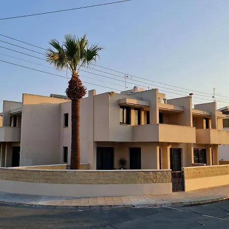 Pylaapts - Near The Apartament *