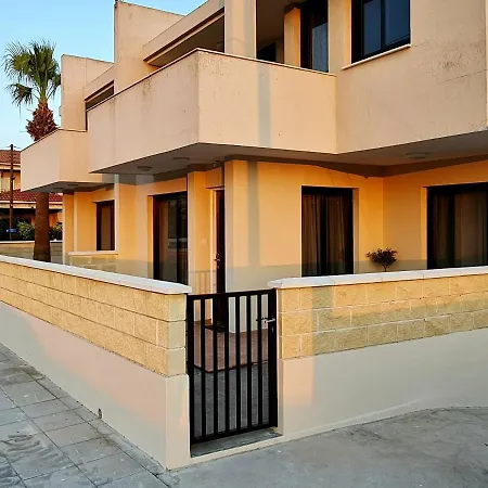 Pylaapts - Near The Pyla